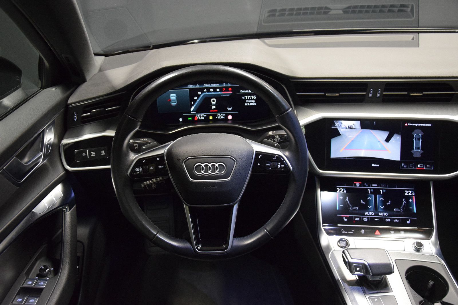 Fahrzeugabbildung Audi A6 Lim. 55 TFSI quattro Sport Pano Leder ACC
