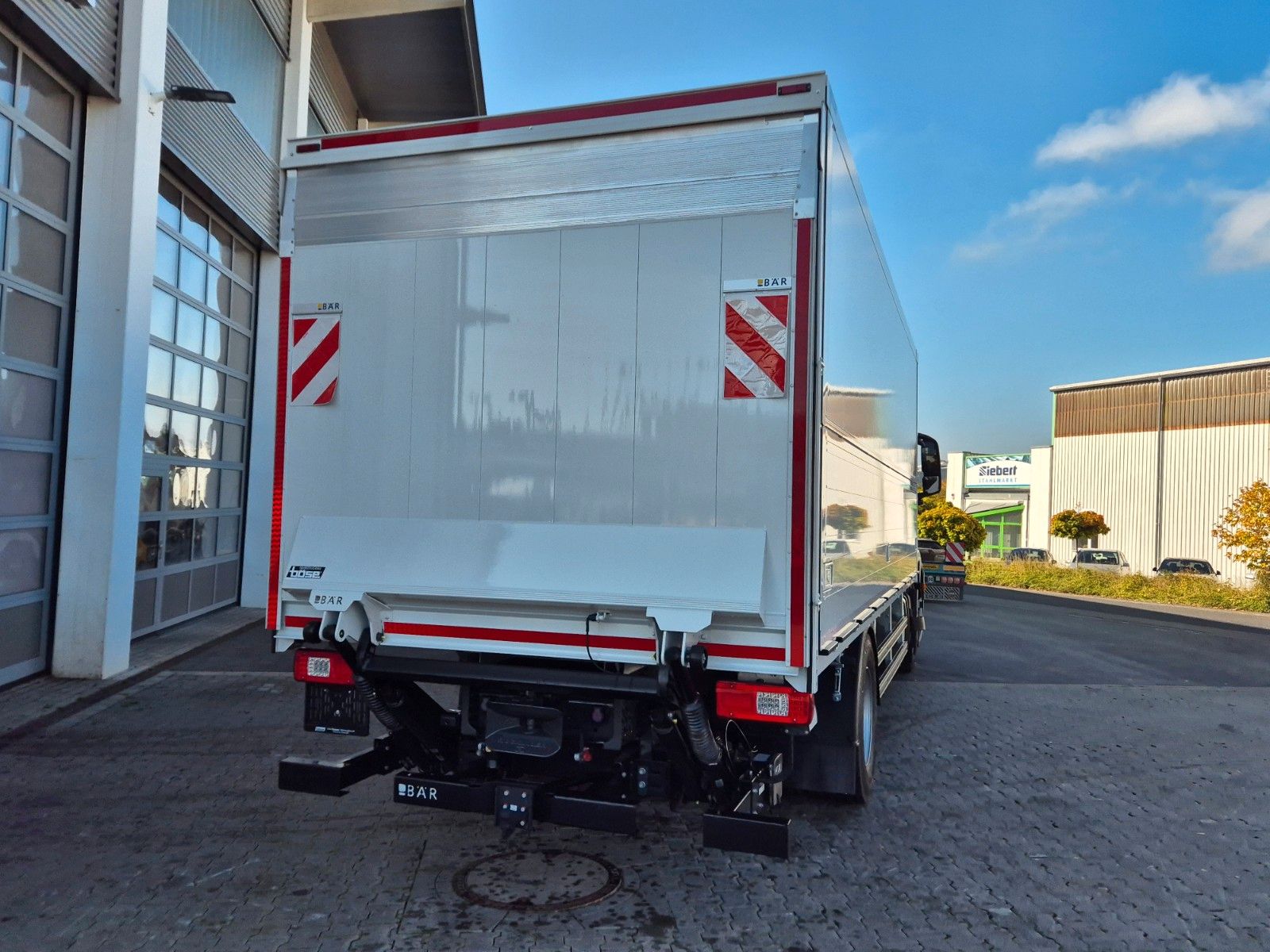 Fahrzeugabbildung Iveco AT190S40/FP Böse Schwenkwand LBW AHK