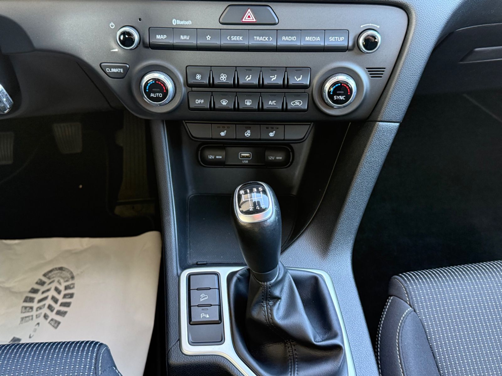 Kia Sportage Vision 2WD Navi Kamera foto 18