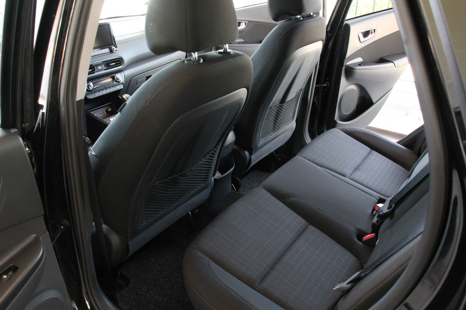 Fahrzeugabbildung Hyundai Kona Pure 2WD