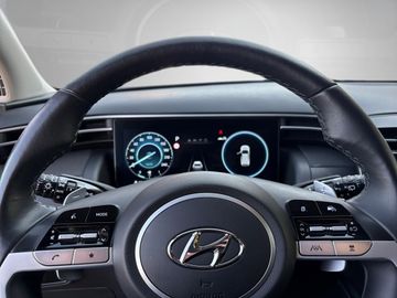 Hyundai TUCSON - 10