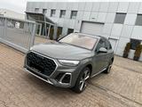 Audi Q5 40 TDI quattro S line PANO*HUD*360°*SIDE*AHK - Audi Q5: Grau