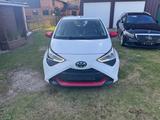 Toyota Aygo (X) 1,0-l-VVT-i x-play  - gebrauchte Toyota Aygo (X) aus dem Jahr 2019