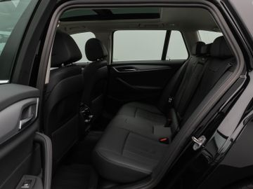 Fahrzeugabbildung BMW 530e xD Tour Pano ACC Kamera360° Sportsizt