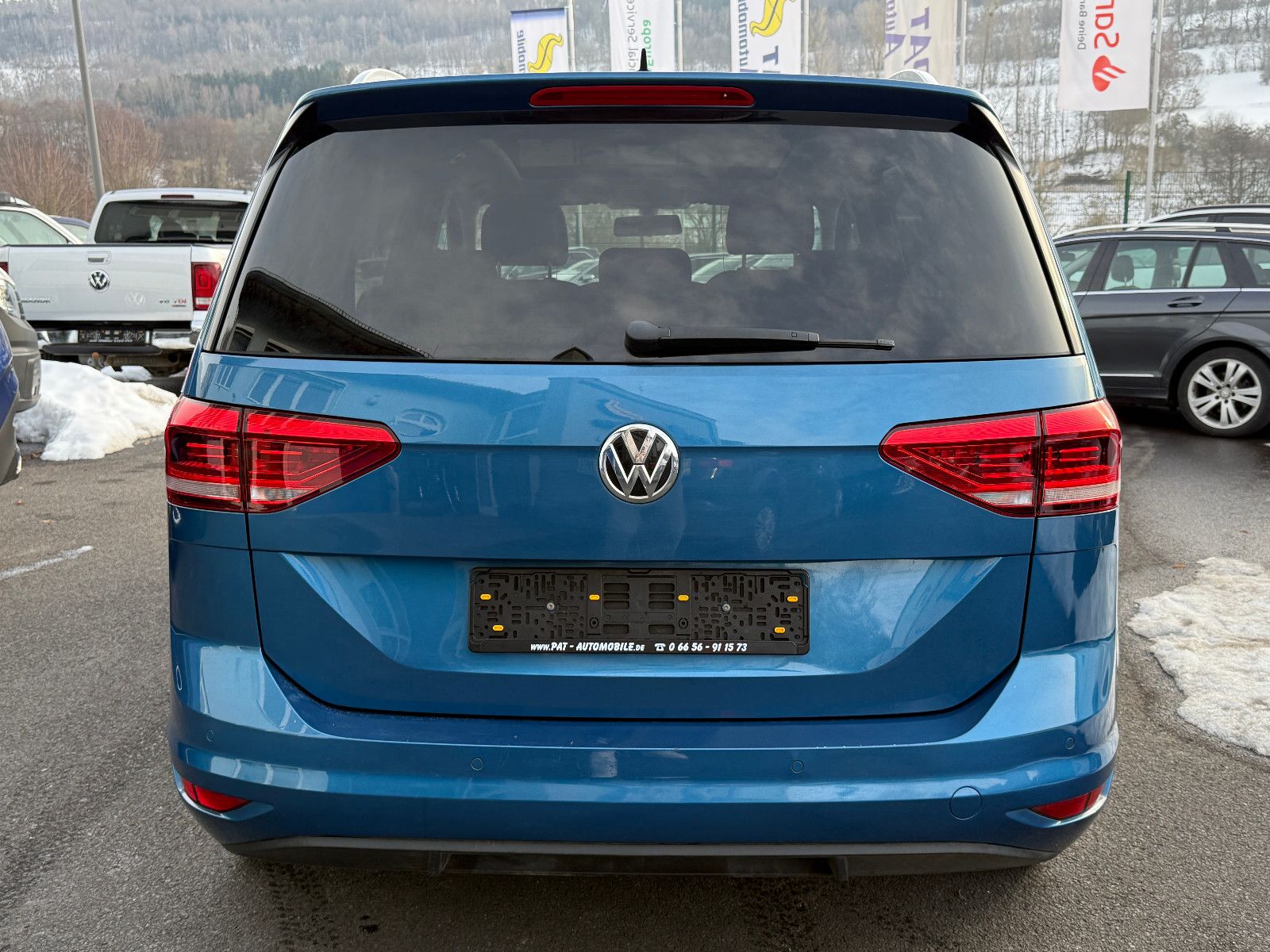 Fahrzeugabbildung Volkswagen Touran Comfortline ALLSTAR TSI ACC AHK Pano SHZ