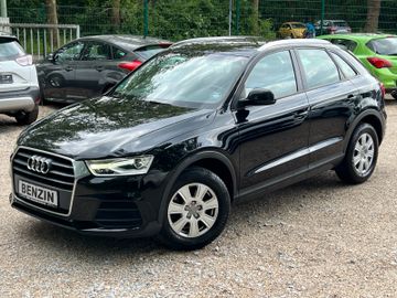 Audi Q3 - 1