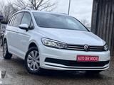 Volkswagen Touran Active NAVI R-KAMERA SHZ ACC SPUASS AHK - VW Touran Gebrauchtwagen in Kiel