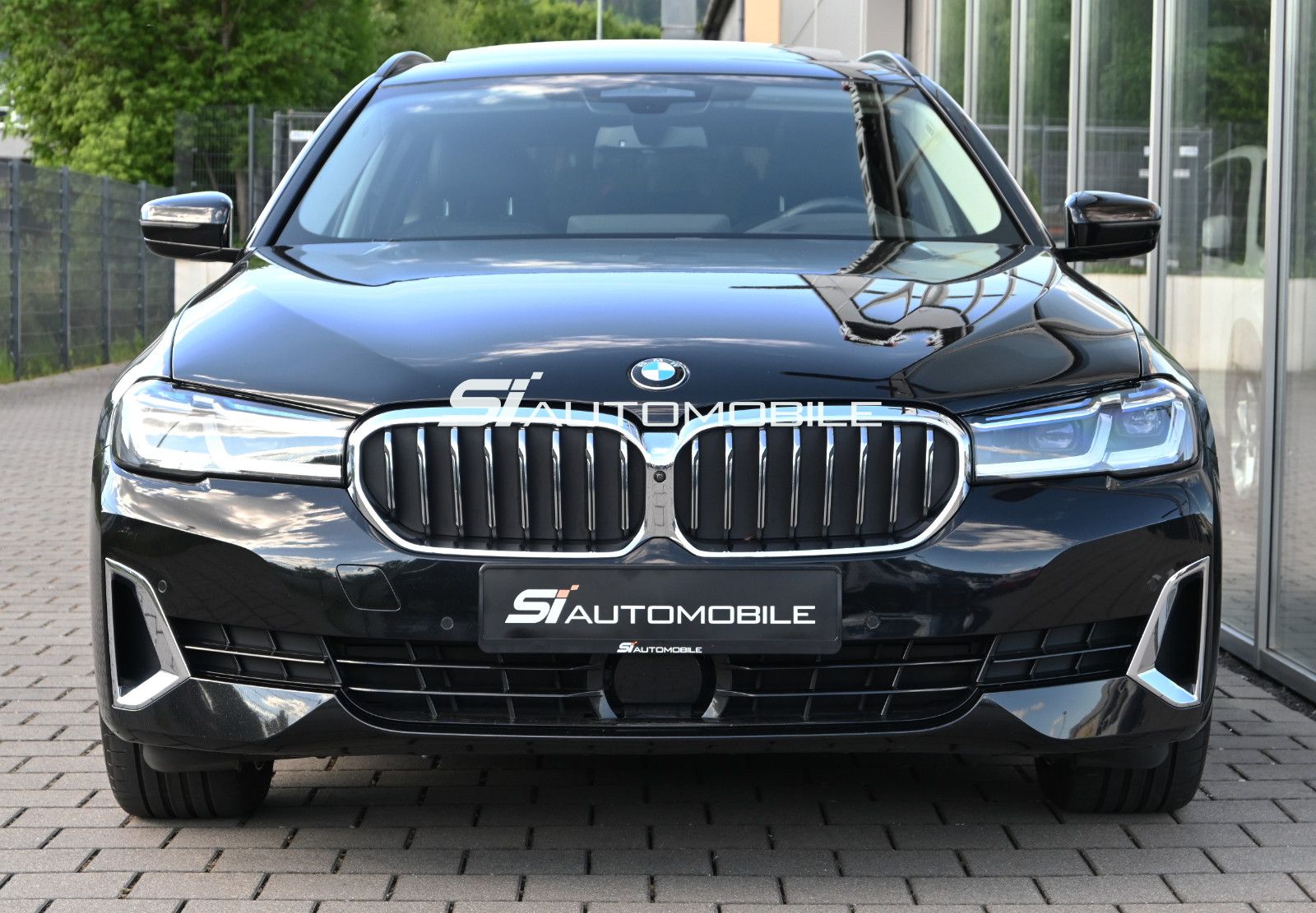 Fahrzeugabbildung BMW 530d xDr. Touring Luxury °UVP 95.800€°ADAP.DRIVE