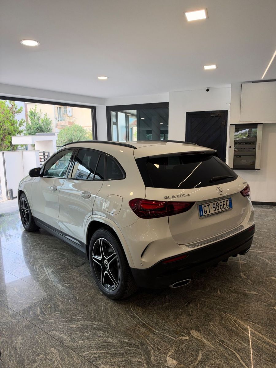 Other Mercedes-benz GLA 200 d Automatic 4Matic AMG Lin imagem 2