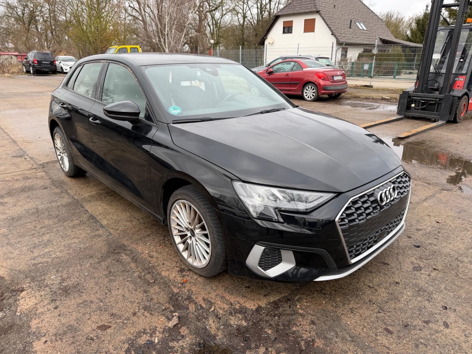 Audi A3 Sportback 30 TFSI advanced