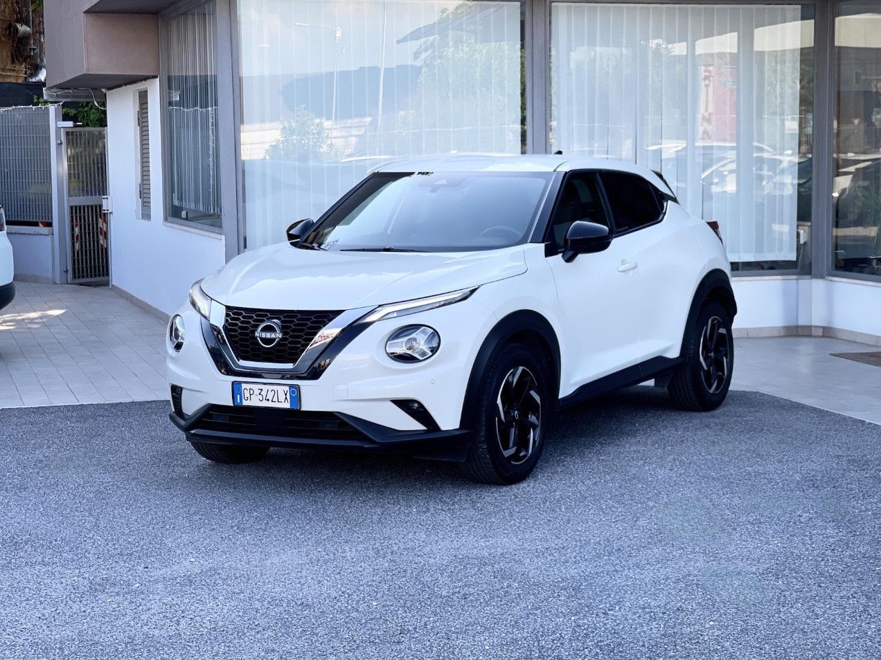 Nissan Juke 1.0 dig-t Tekna 114cv imagem 3