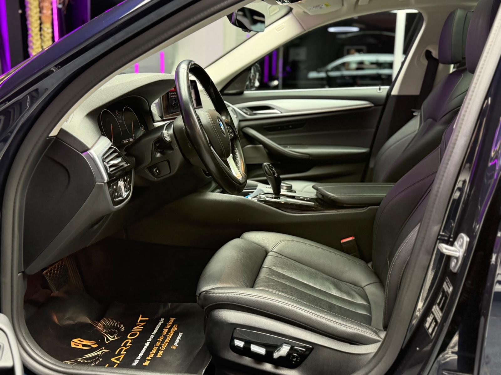 BMW 520  TouringLED/Volleder/Virtl/Standheizung/Pano