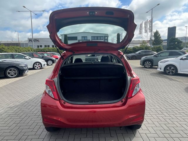 Toyota Yaris  Life / Klima/ Kamera