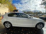 BMW 116 Baureihe 1 Lim. 116i - BMW 116 aus 2010: 116i
