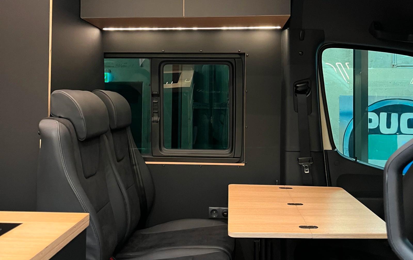Mercedes-Benz Sprinter Six Cross