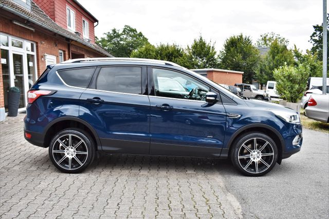 Ford Kuga Titanium 4x4 *AUTOMATIK*NAVI*KLIMAAUT.*LED*