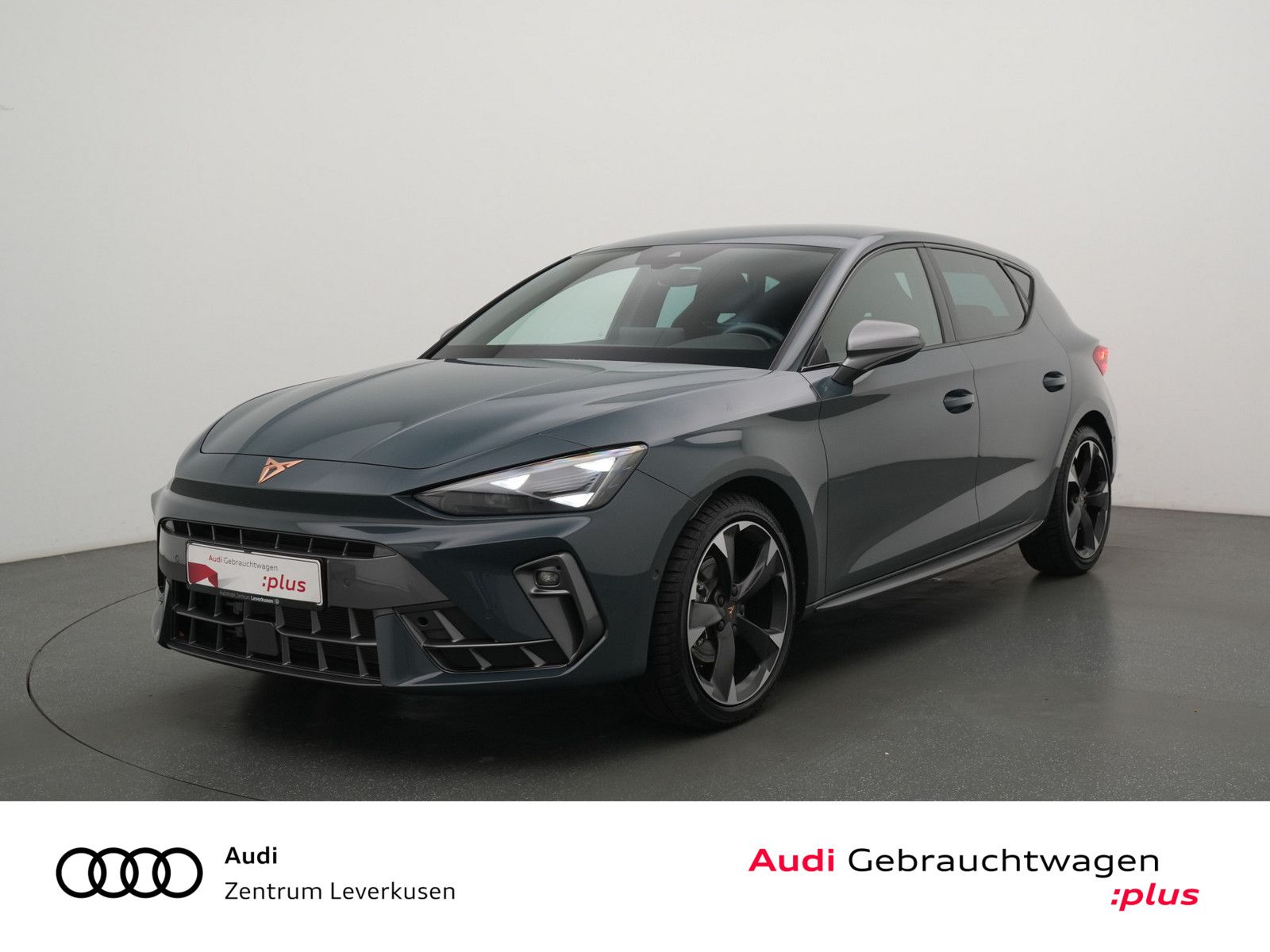 Cupra Leon CARPLAY KEYLESS PDC MEMORY ACC NAVI LEDER