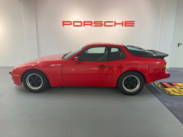 Porsche 944 Coupe, nur 15T km, Wertgutachten "2+"