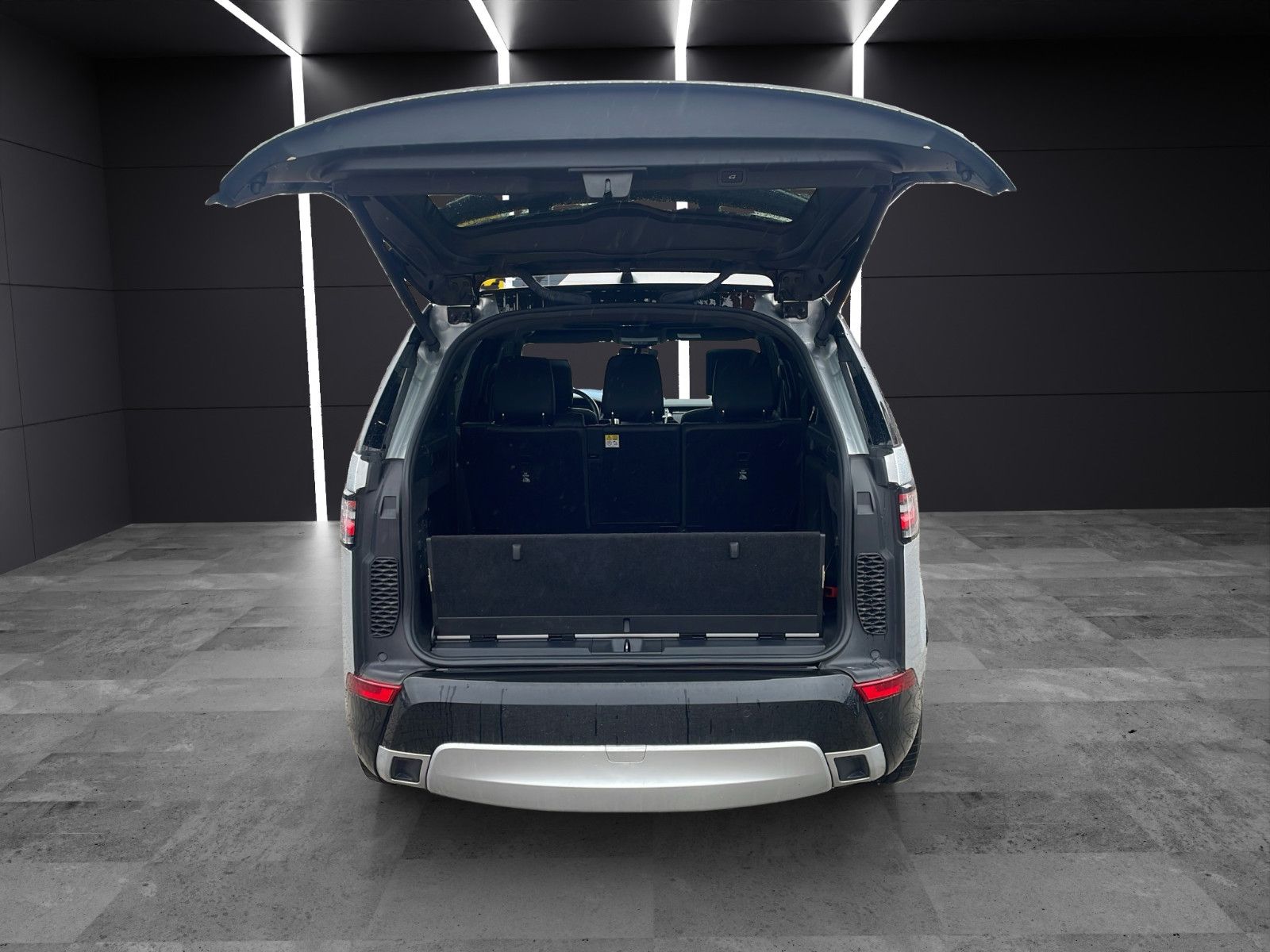 Fahrzeugabbildung Land Rover Discovery *Memory*Navi*Allrad*7Sitzer*Kamera*