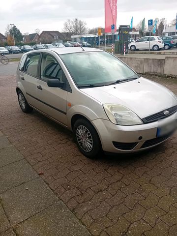 Ford Fiesta Auto zu verkaufen