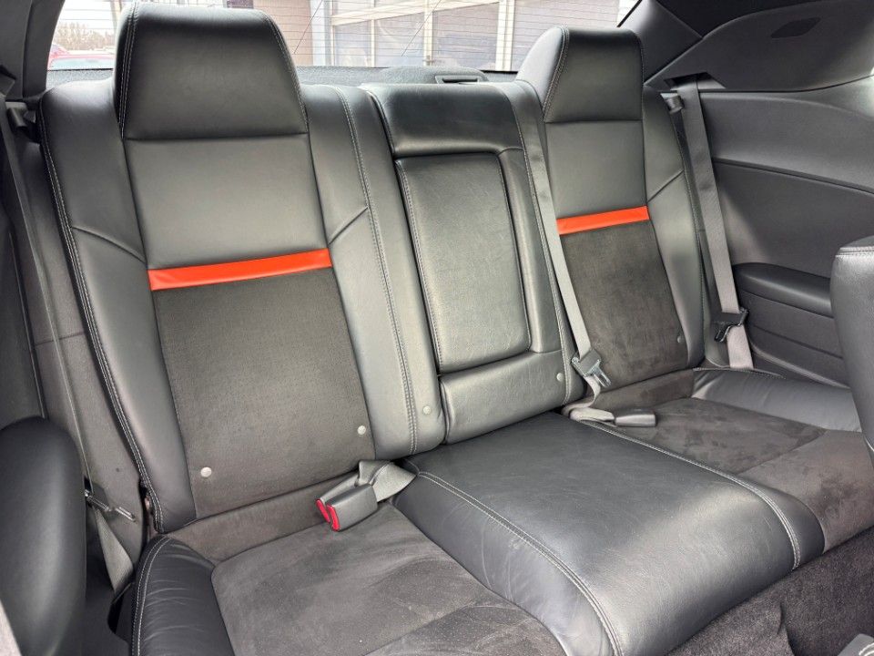 Fahrzeugabbildung Dodge Challenger 6.1 SRT8 Neuwagenimport Navi SD Leder