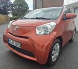 Toyota IQ + 1,0-l-VVT-i + - Toyota IQ in Duisburg