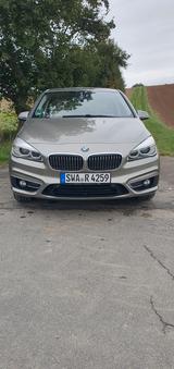 BMW 220 Active Tourer 220i Steptronic DCT Luxury... - BMW 220 Active Tourer: Limousine