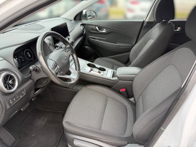 Fahrzeugabbildung Hyundai KONA Trend Elektro 2WD +NAVI+KLIMA+RFK+PDC+LED+U