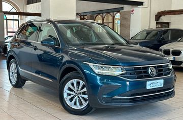 Volkswagen Tiguan - 3