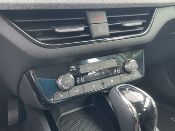 Skoda Kamiq 1.0 TSI DSG Selection LED SHZ PDC ALU