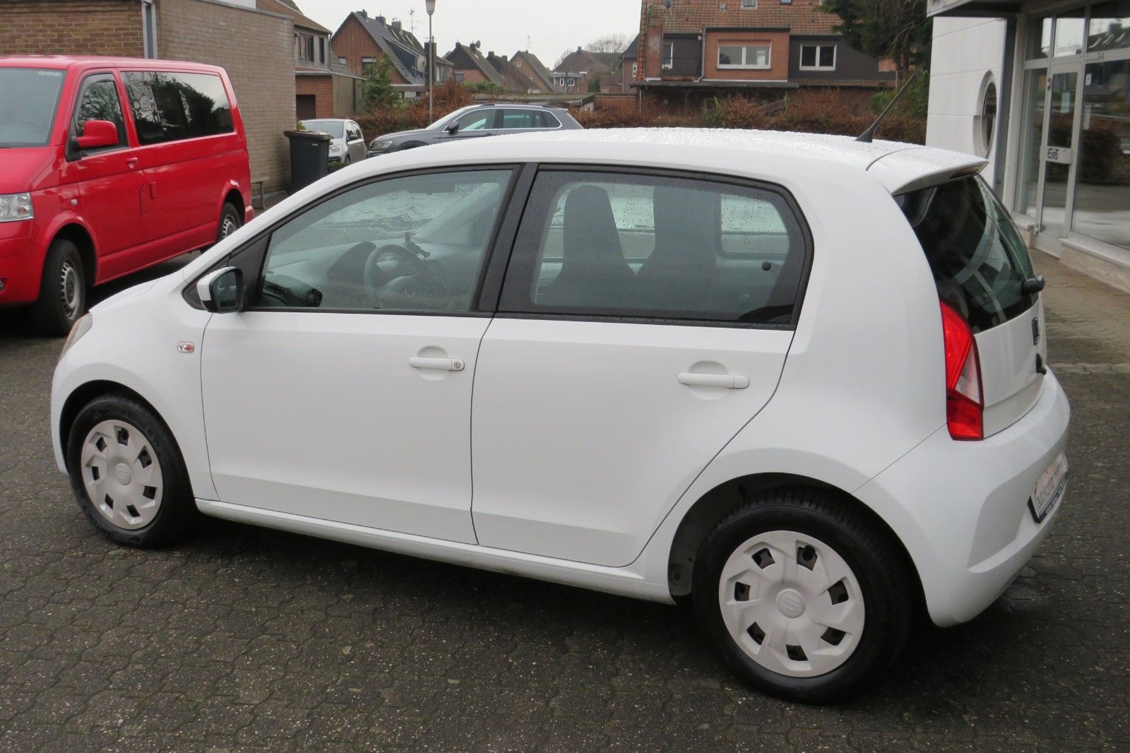 Fahrzeugabbildung SEAT Mii Style 4-TÜREN KLIMA ZV EFH TELVOR 1.HAND