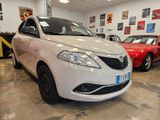 Lancia Ypsilon Silver LPG / BENZIN -NEU TüV - Lancia Ypsilon in Köln