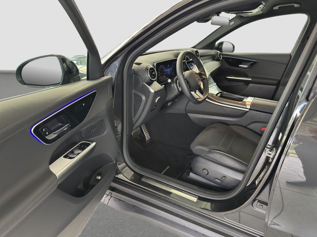 Fahrzeugabbildung Mercedes-Benz GLC 220 d 4MATIC AMG*Night*Nav*KeyLess*PDC*RFK