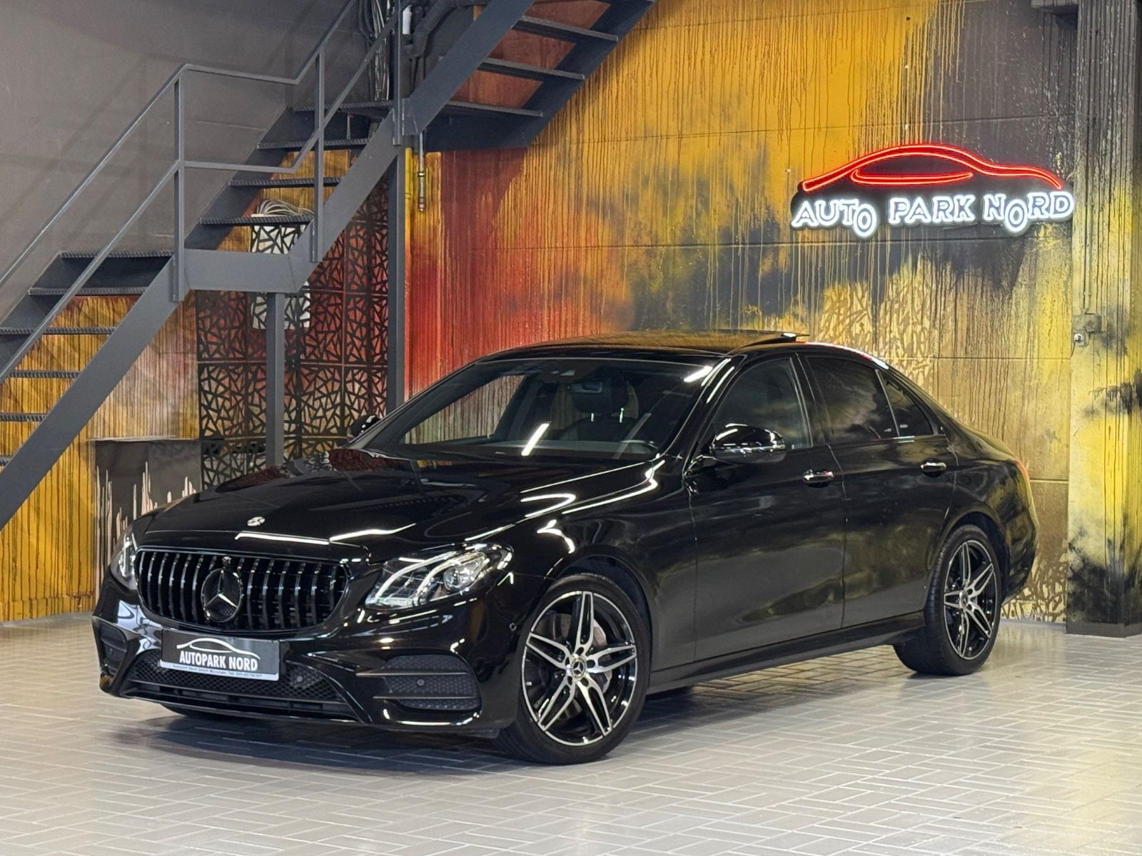 MERCEDES-BENZ E 400
