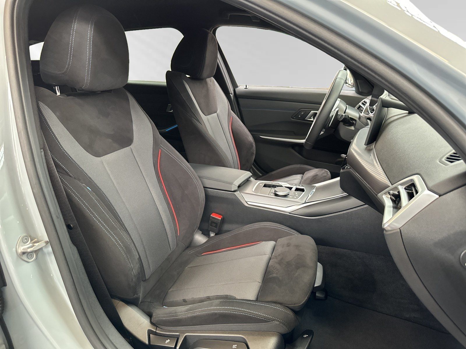 BMW 330 - Bild 8