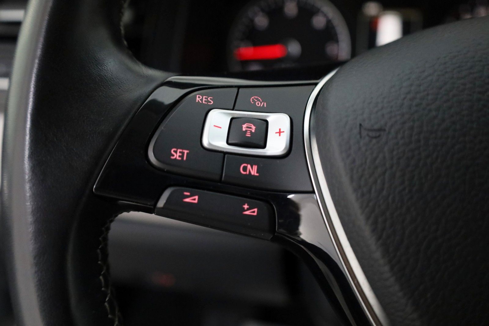 Fahrzeugabbildung Volkswagen T6 Multivan Edition T.Leder,Navi,Xenon,SD,Kamera