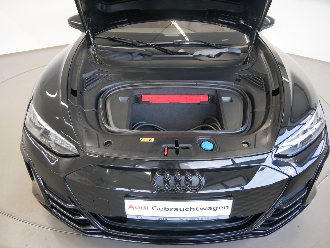 Audi e-tron GT quattro KERAMIK MATRIX HEAD-UP