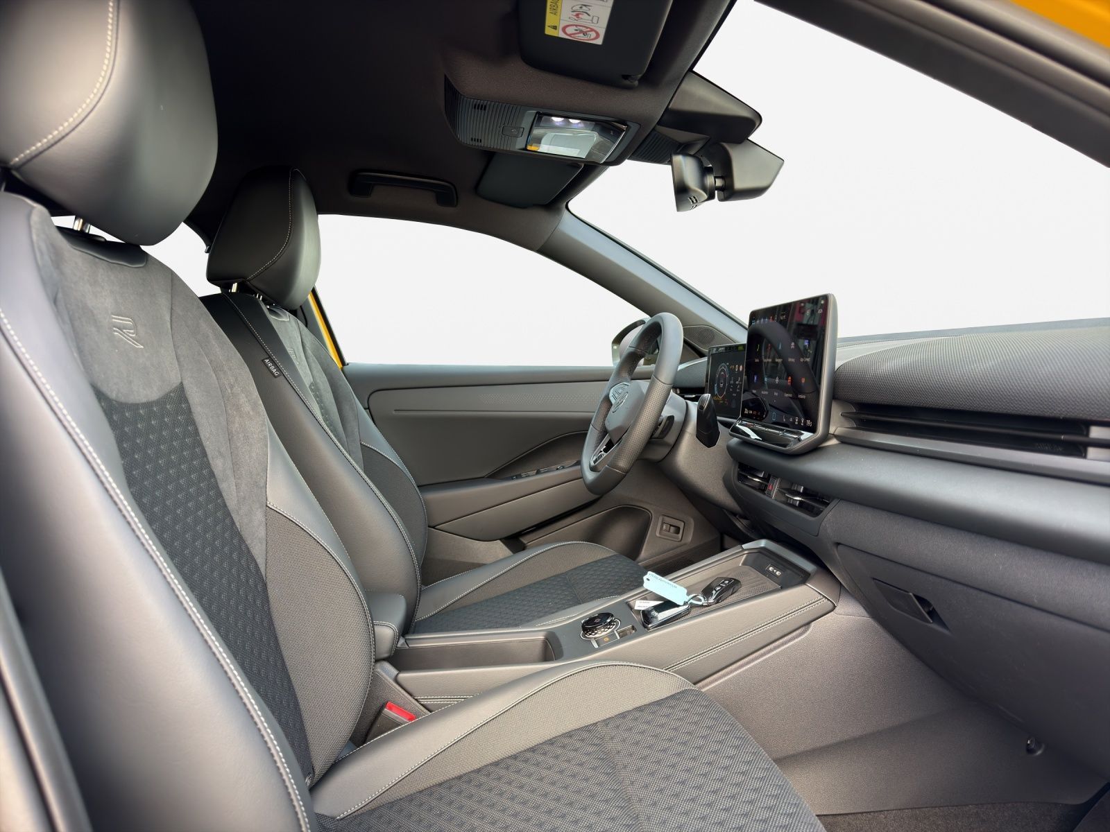 Volkswagen T-Roc - Bild 4