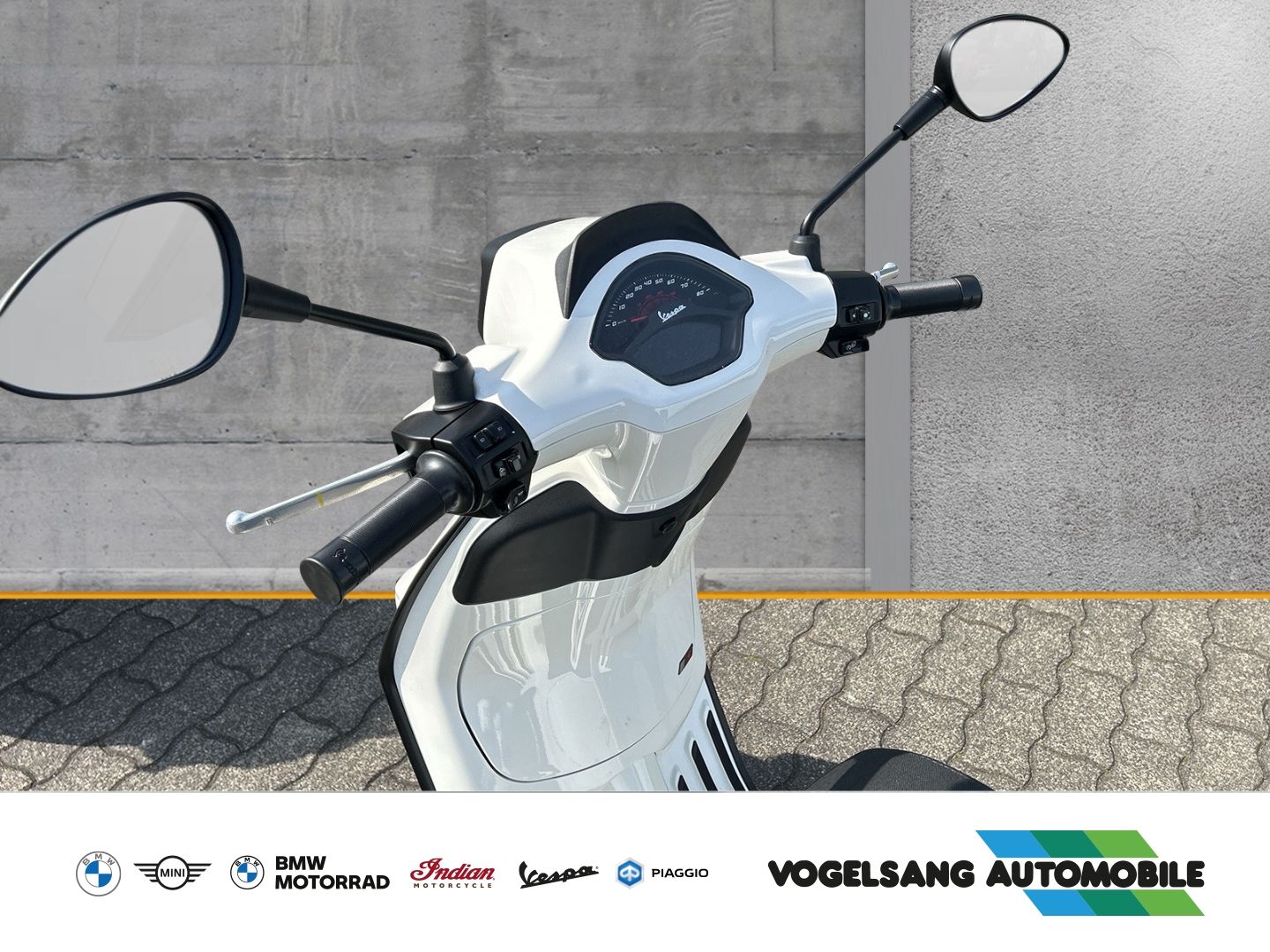 Fahrzeugabbildung Vespa Sprint 50 Sport, Black Parts, Voll-LED, Modell 2
