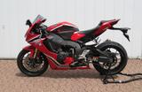 Honda CBR1000RR - HONDA CB1