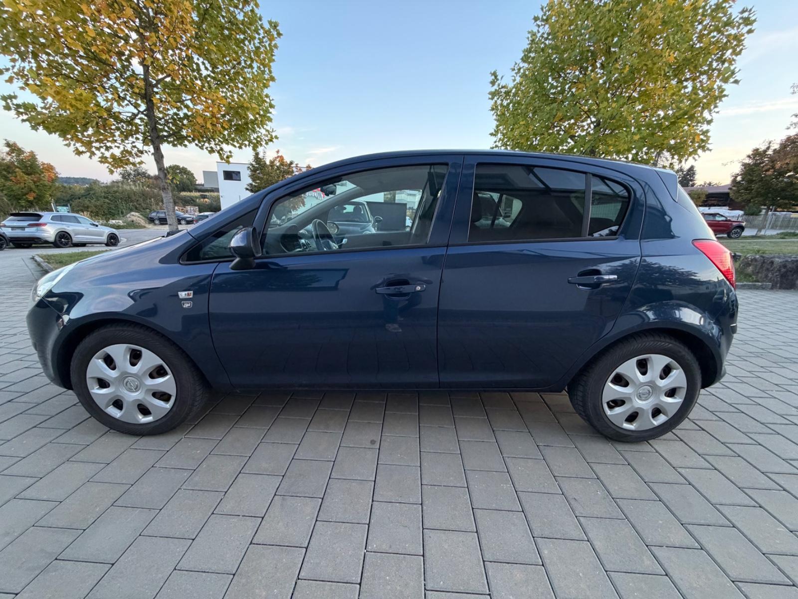 Opel Corsa D 1.4 Edition "111 Jahre", KLIMA, SERVICE