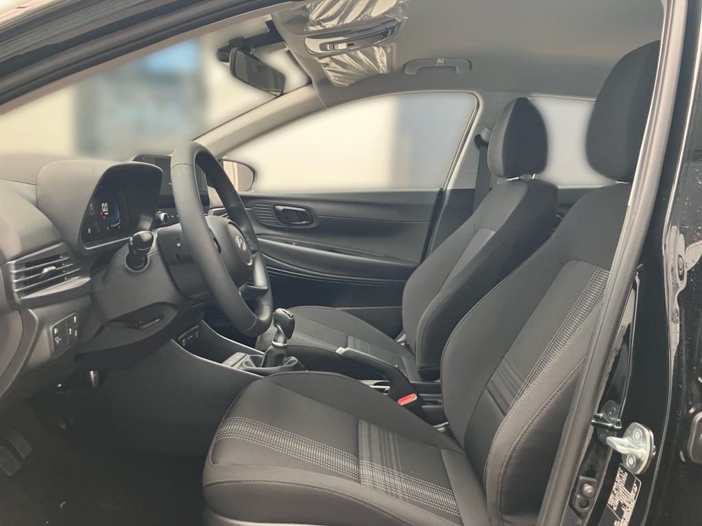 Fahrzeugabbildung Hyundai i20 1.0 T-GDI 6-MT Select KlimaA Navi SpurH KAM