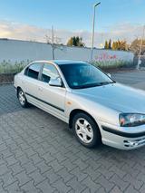 Hyundai Elantra 1.6  107.000 km  TÜV bis... - Hyundai Elantra: 1.6