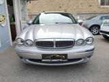 Jaguar X-Type 2.0D 131 C.V. cat Wagon Executive  - graue Jaguar X-Type