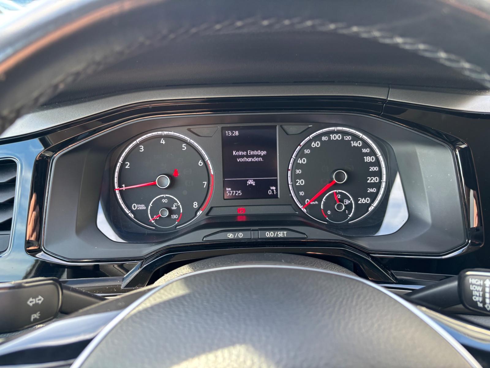 Volkswagen Polo VI Comfortline App + SH + LED, миниатюра 16