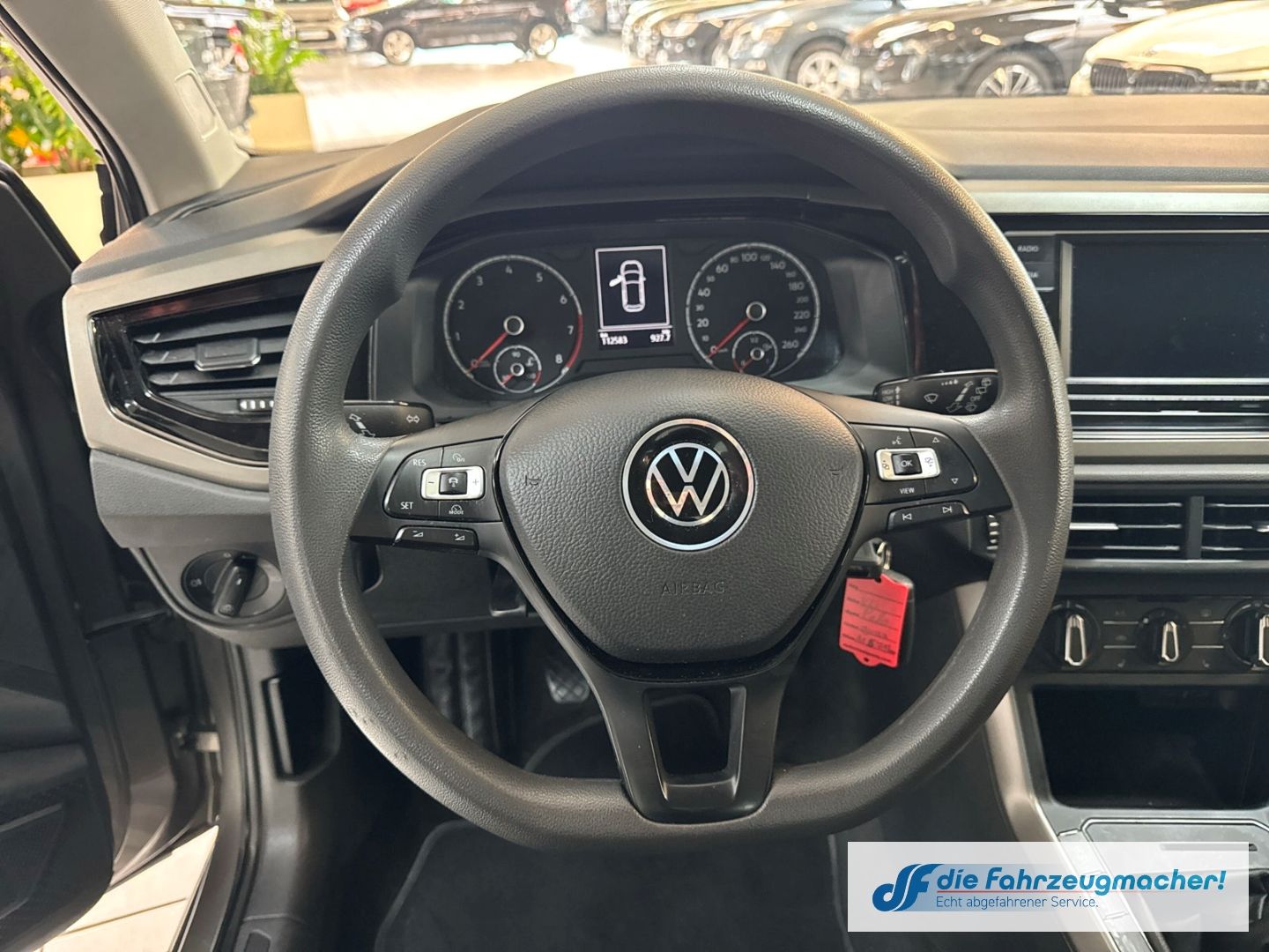 Fahrzeugabbildung Volkswagen Polo VI Comfortline 1.0 TSI EU6d ACC Musikstream