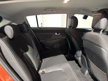 Fotografie 7 des Kia Sportage 2.0 CVVT 2WD Automatik Vision