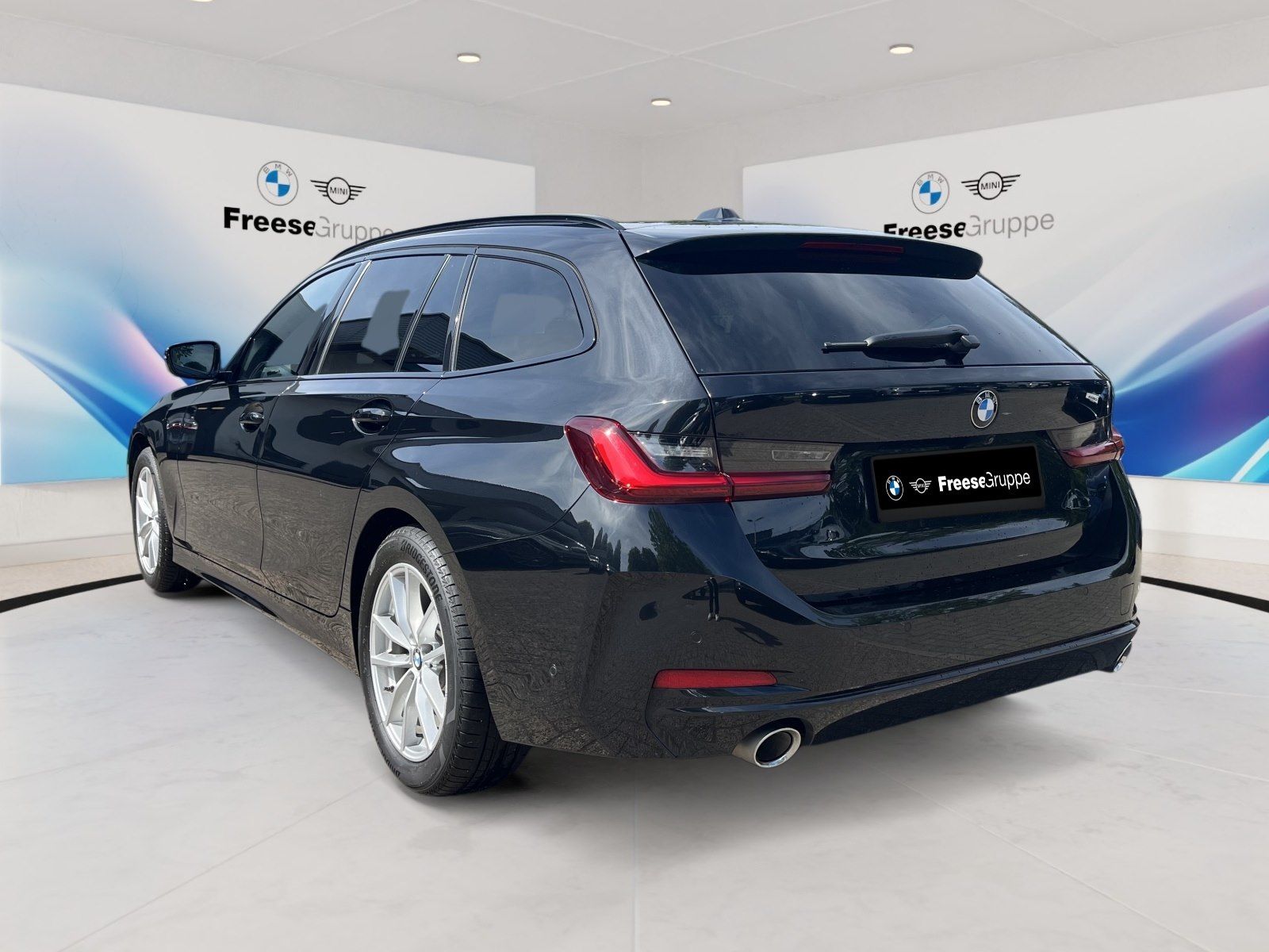BMW 318d Touring AHK RFK HIFI LORDOSE SPORTSITZE LED foto 4