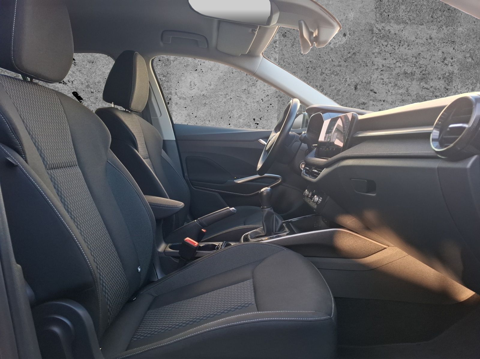 Fahrzeugabbildung SKODA Fabia TSI Style LED Navi AID ACC RFK SH LM