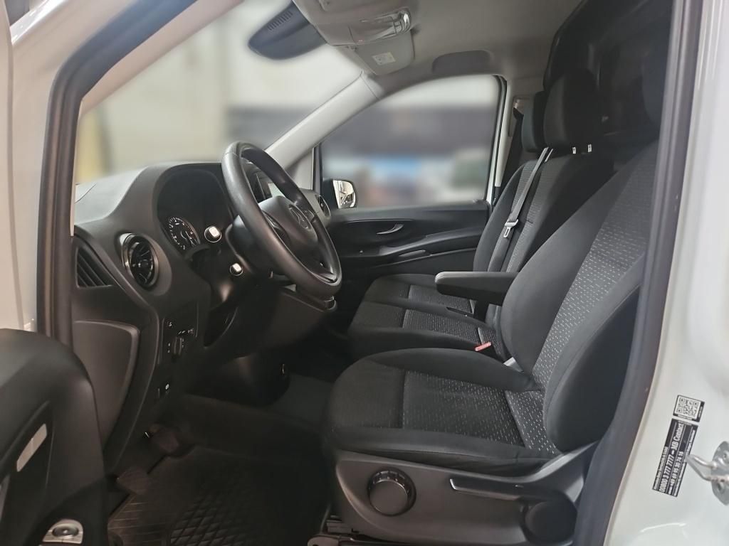 Fahrzeugabbildung Mercedes-Benz Vito 116 Kasten extralang Nav Klima 270° PTS RFK